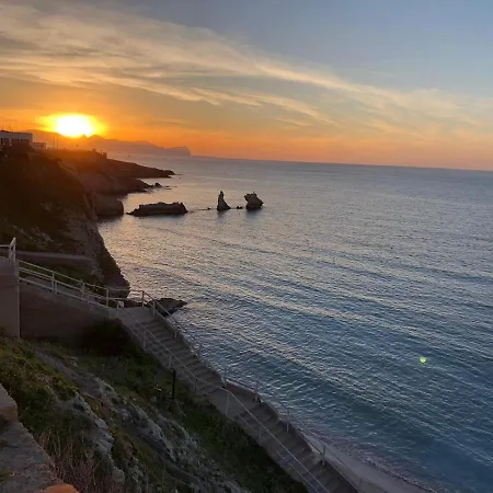 Praiola *