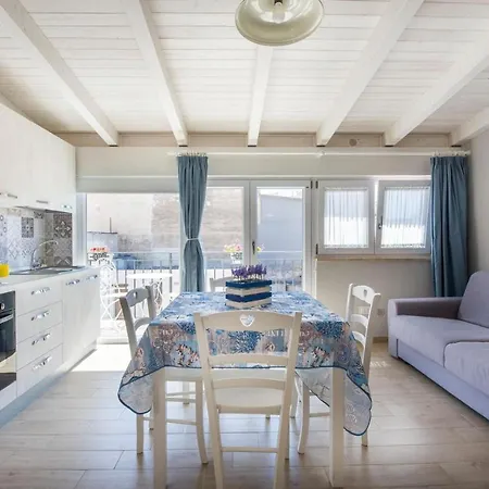 Сasa de vacaciones Praiola Terrasini