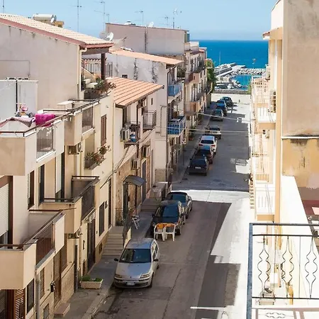 Praiola Сasa de vacaciones Terrasini
