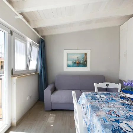 Praiola 度假居 泰拉西尼